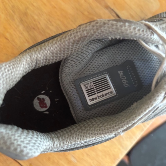 New Balance 990v4 - Picture 4 of 4